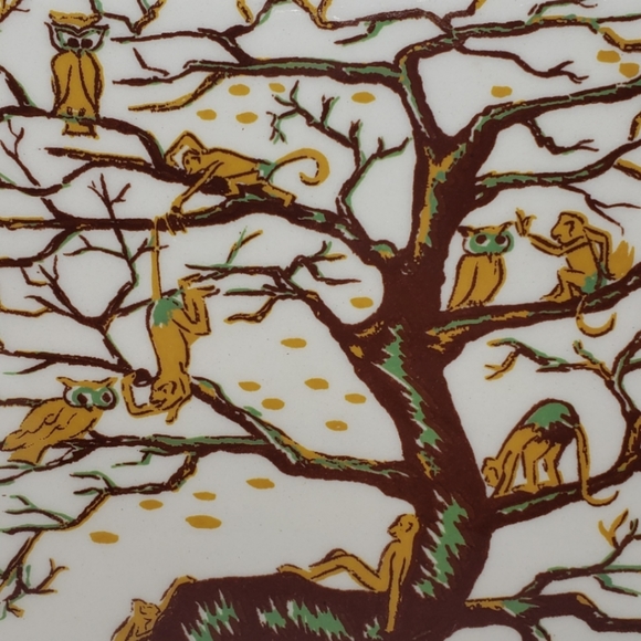 Vintage tile trivet/ hot plate. Moneys in a tree. (sku 447) - Picture 5 of 9